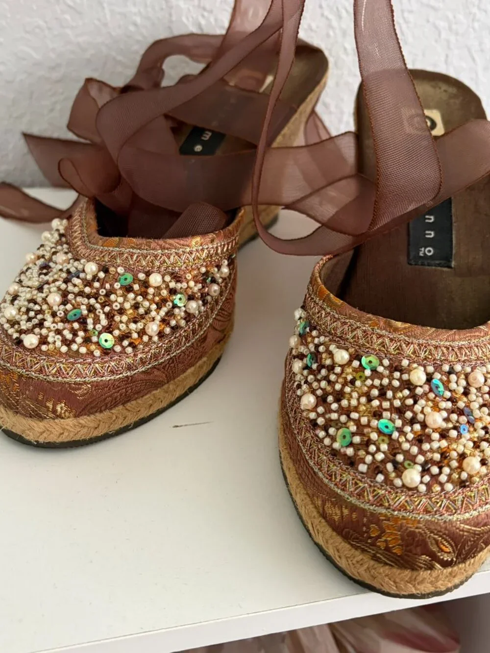 Ellemenno size 9.5 beaded y2k Espadrille Wedge Shoes